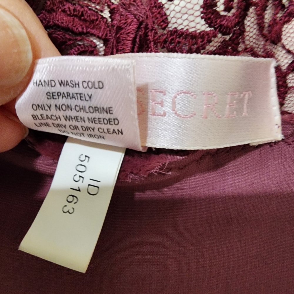Victoria's Secret Silk Blend Velvet & Lace Duster Robe Burgundy Luxury size Med - Picture 8 of 11